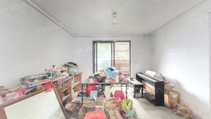 管社山家园二手房实景图
