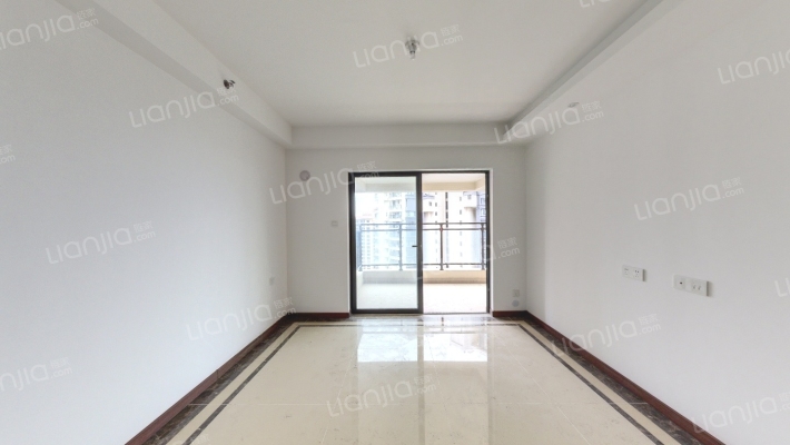 万科金域中央一期二手房实景图