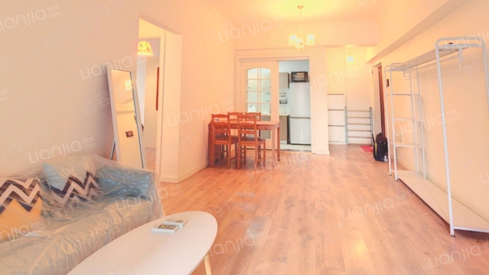 中航国际交流中心二手房实景图