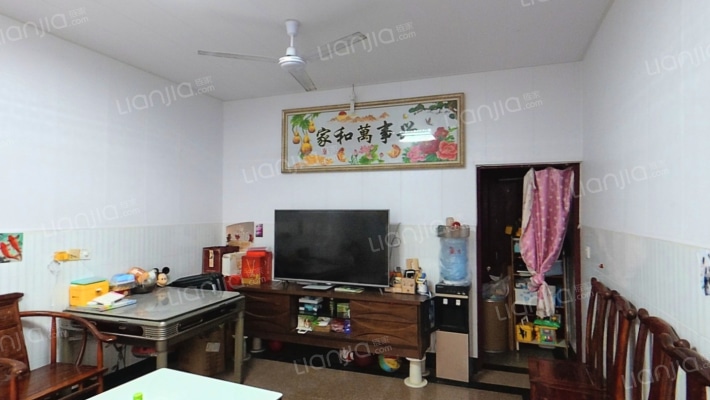 育新路二手房实景图