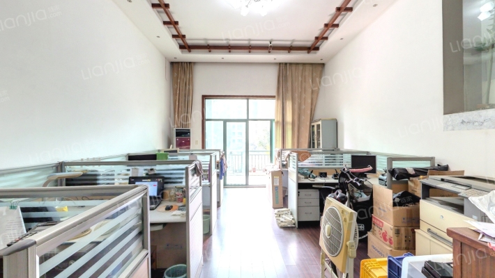 锦江花园二手房实景图