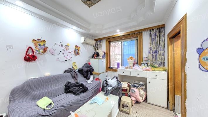 凯旋路34号二手房实景图