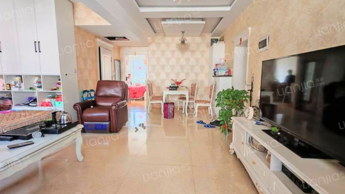 铂宇剑桥郡二手房实景图