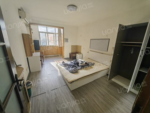 合租·南京路（市南区） 2居室 南卧