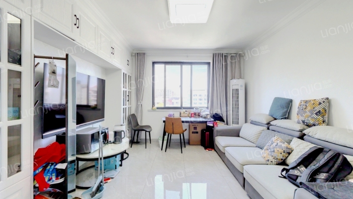 荷风翠庭二手房实景图