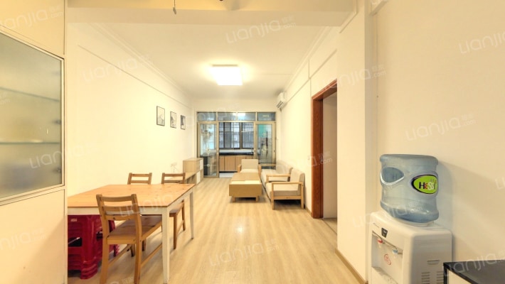 广啤雅苑二手房实景图