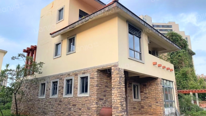 西雅图丽湾二手房实景图