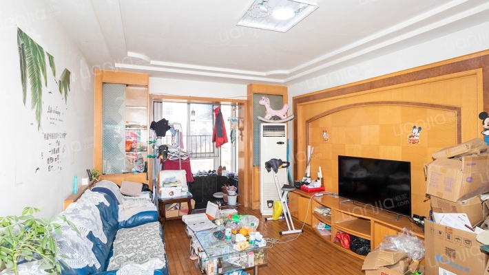 锦山大街323号二手房实景图