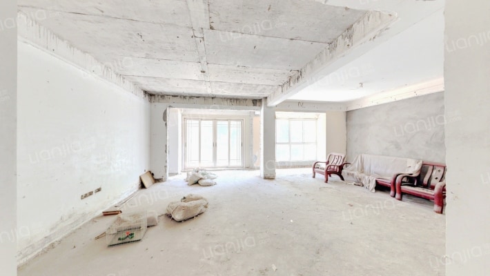 蓝天豪庭二手房实景图