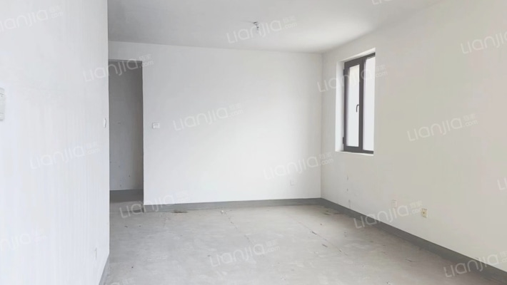 鸿坤理想湾北区南北通透的两居室，客厅朝阳，满二。-餐厅