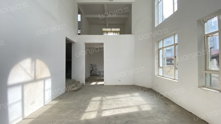 奥林匹克花园巴塞香墅二手房实景图