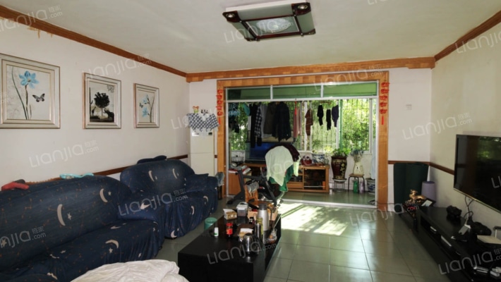 中国人寿保险公司家属楼二手房实景图