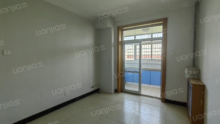 开发区槐林新村南北通透两居生活方便带小房-厨房