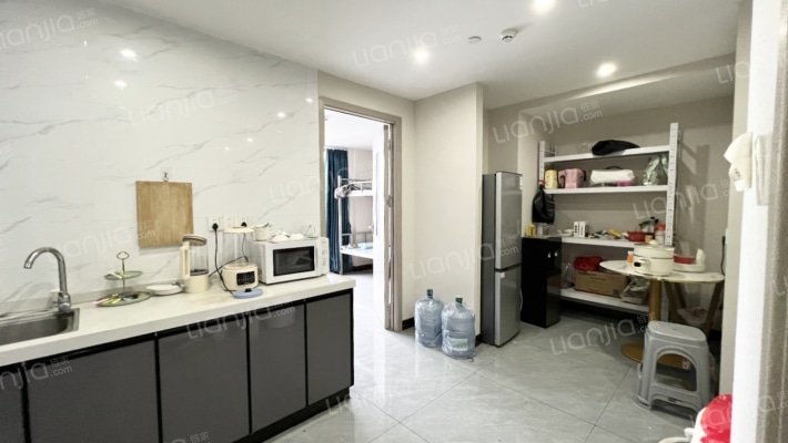 越秀国际总部广场二手房实景图