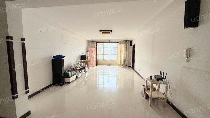 阳光佳苑B区二手房实景图