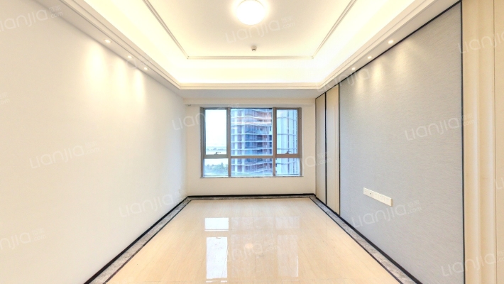 中大金融中心二手房实景图