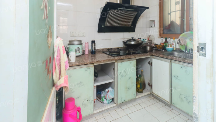 河东简装两房总价低，单位房 物管便宜 现浇房-厨房