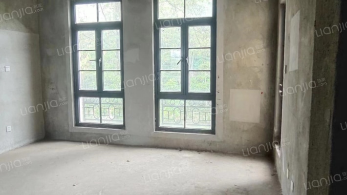 万科五龙山公园二手房实景图