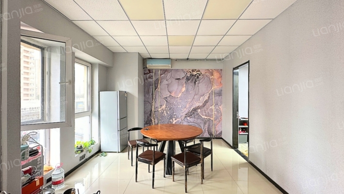 金地琥珀天地C区二手房实景图