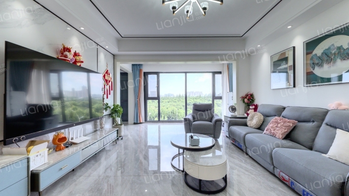 国贸天成二手房实景图