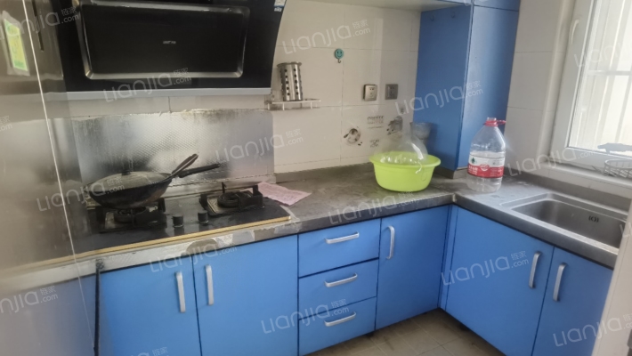 水岸花城 2室1厅 南 北-厨房