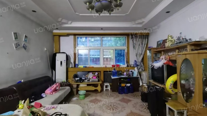 这套房子满五税费少 南北通透，采光充足，好地段-客厅