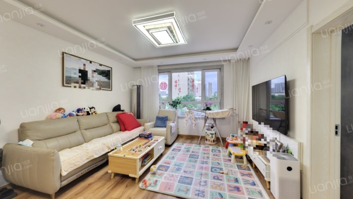 上城碧水华庭二手房实景图