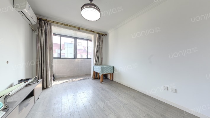 上钢五村二手房实景图