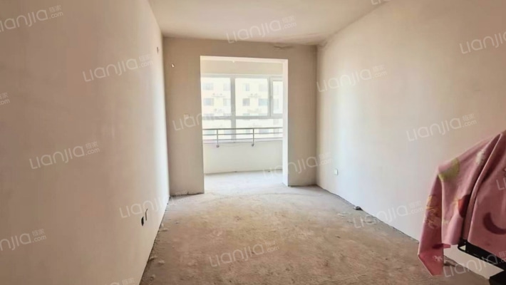 中间楼层，采光好，小区集体供暖-卧室A