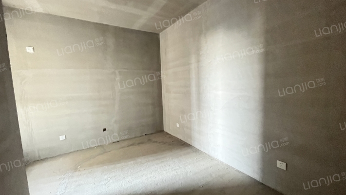 金域中央 市医院 集中供暖 中低楼层 小三居-卧室C