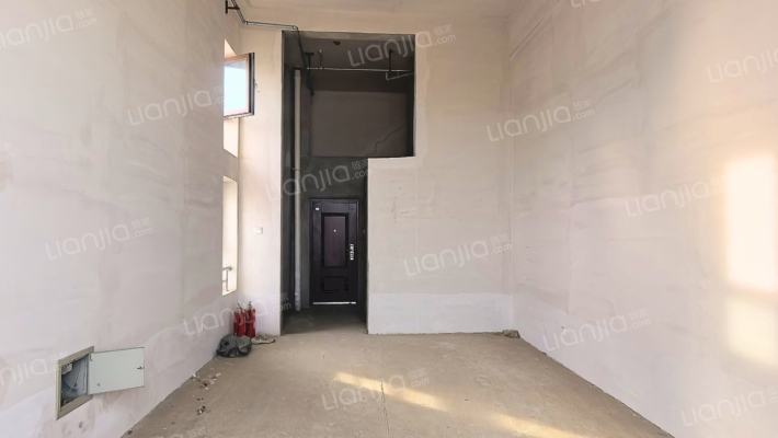 华阳路旁 临德信公园  LOFT 好楼层-卧室