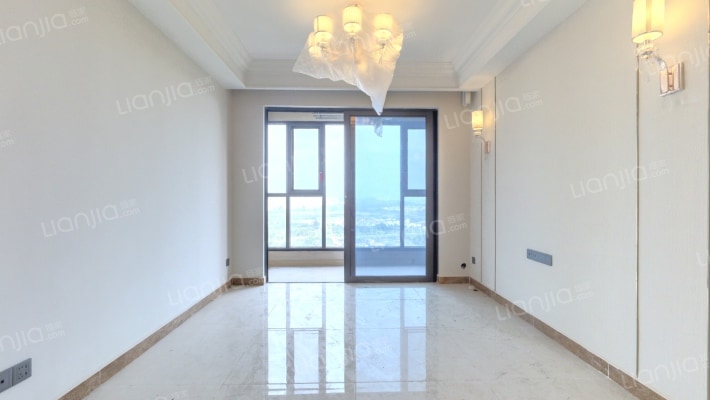 中新紫荆府二手房实景图