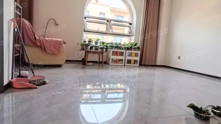 哈佛小镇子 大院子  还是精装修  您说哇塞不哇塞吧-卧室B