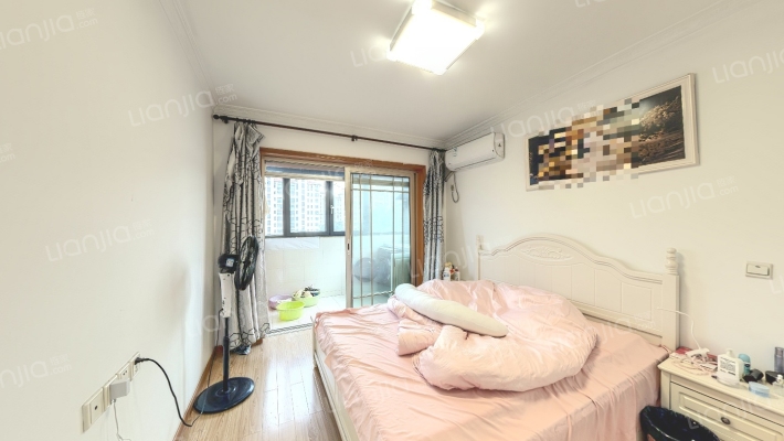 晓庄村42号二手房实景图