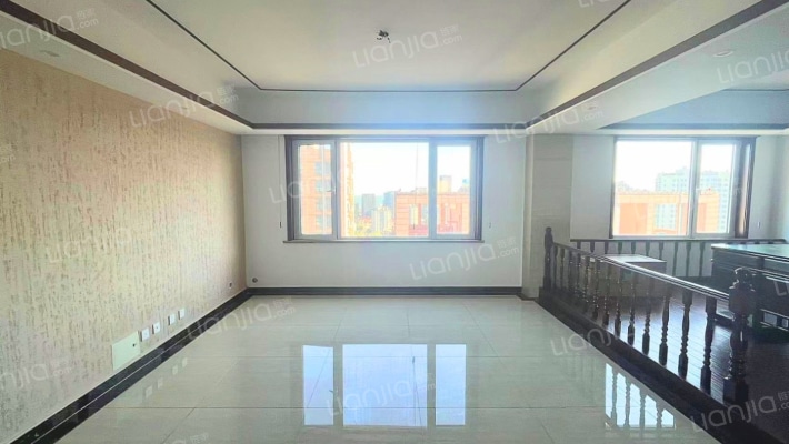 滢海大厦二手房实景图