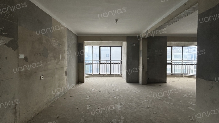 四季花园二手房实景图