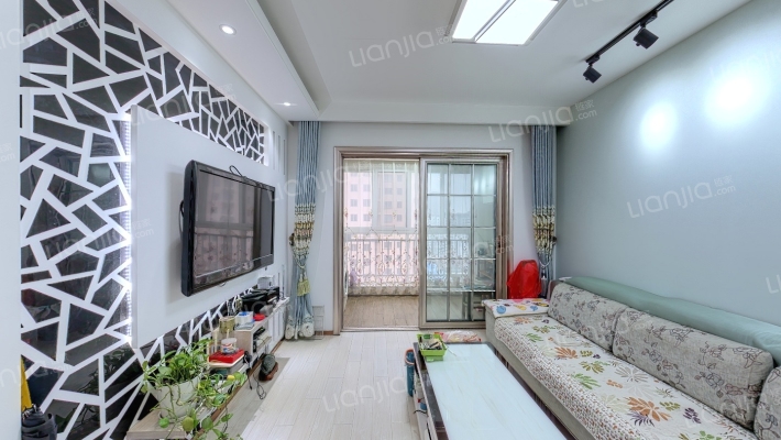 中南世纪雅苑二手房实景图