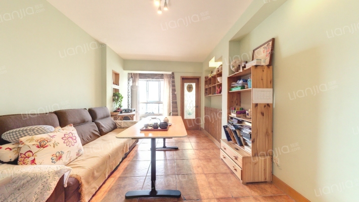 新融苑二手房实景图