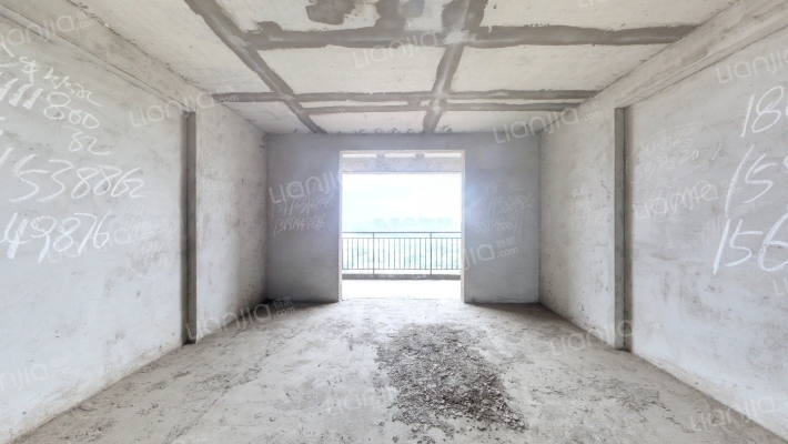 荣府天域二手房实景图