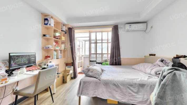 新中西街二手房实景图