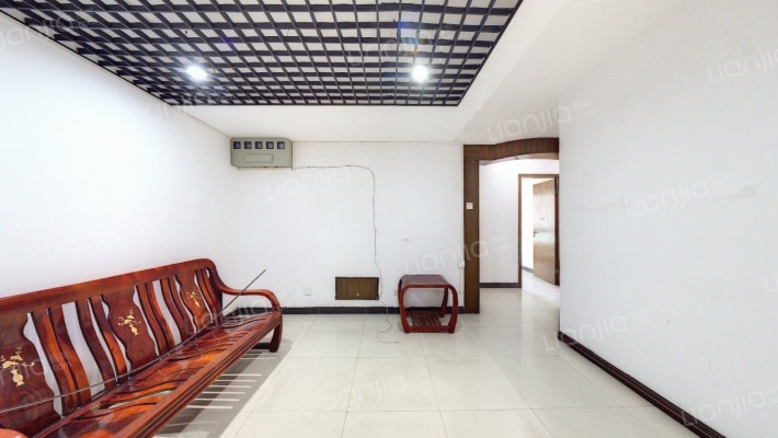 龙威花园一期二手房实景图