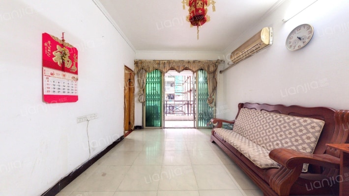 得宝花园二手房实景图