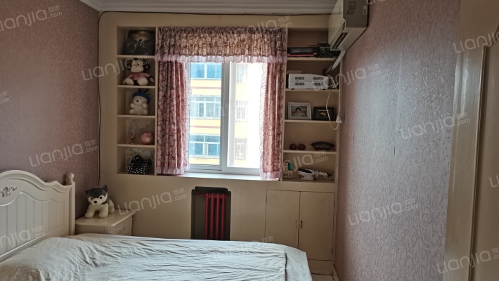 此房满五唯一 税费低  交通便利-卧室B