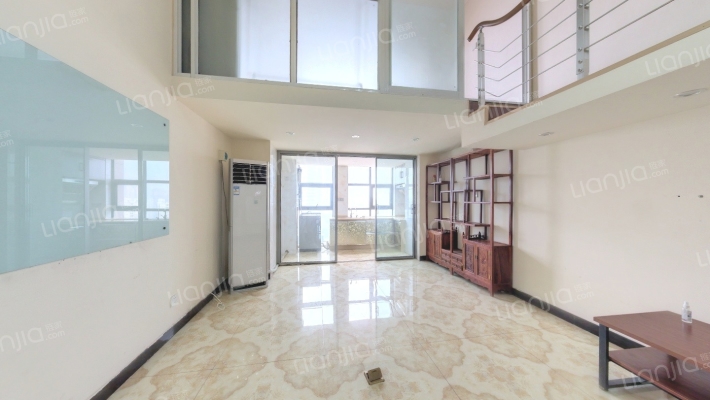 时代温泉公寓二手房实景图