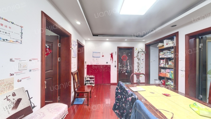 外滩北苑二手房实景图