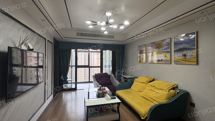 富明家园二手房实景图