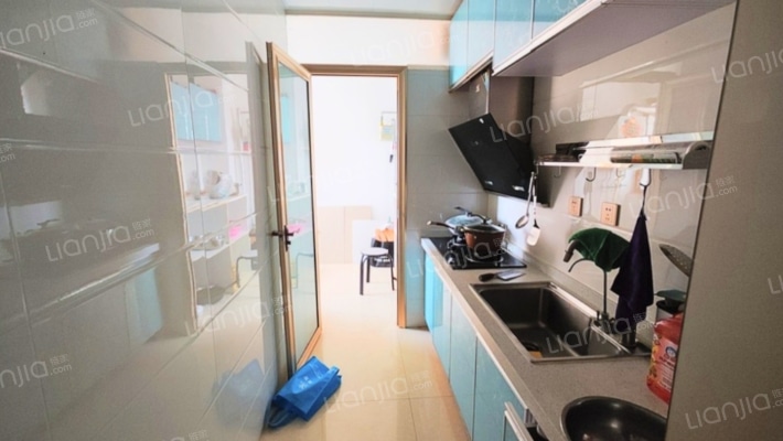 天筑逸城，成熟社区，绿化好，采光好，位置好-厨房