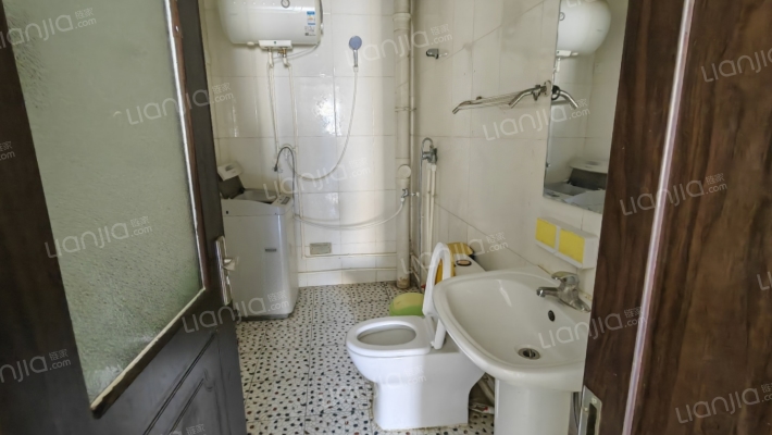 惠友橙园 2室1厅 南 北-卫生间