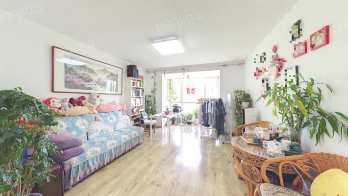 实验园丁苑二手房实景图