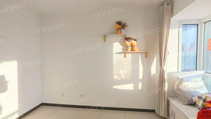 北京界三利中和城大两居，采光好门口838车站交通便利-卧室A